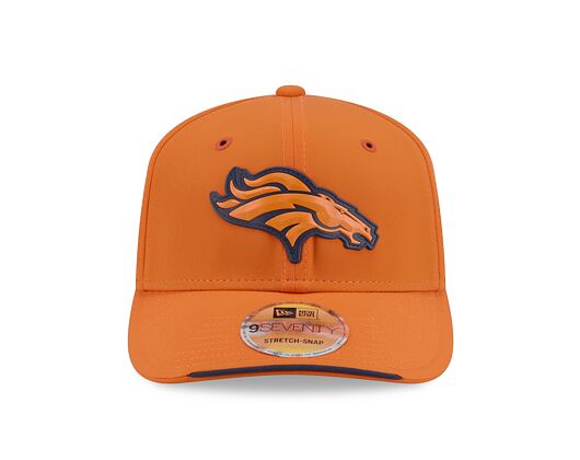 Kšiltovka New Era - NFL 2026 Sideline 9SEVENTY Stretch-Snap - Denver Broncos - Team Color