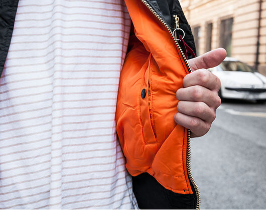 Zimní Bomber Alpha Industries MA-1 Black (-5° C)