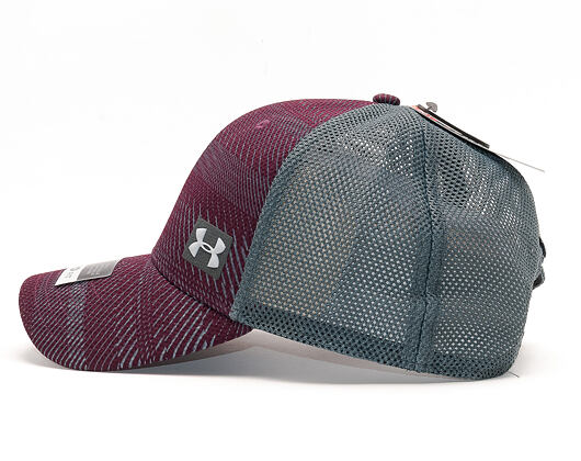 Kšiltovka Under Armour Blitz Trucker Raisin Red Snapback