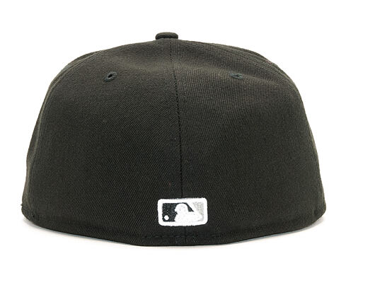 Kšiltovka New Era Authentic Perfomance Chicago White Sox 59FIFTY Team Color