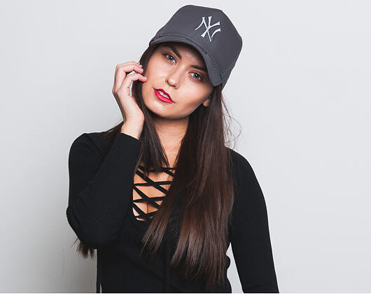 Kšiltovka New Era League Essential A Frame New York Yankees 9FORTY Grey Heather/Black Snapback