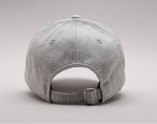 Dámská Kšiltovka New Era Essential Jersey New York Yankees 9FORTY Gray/Silver Wing Strapback