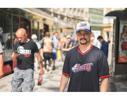 Kšiltovka New Era Coast 2 Coast Anaheim Angels 9FORTY A-FRAME TRUCKER  Official Team Color