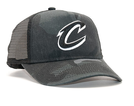 Kšiltovka New Era Trucker Washed Camo Cleveland Cavaliers 9FORTY Marine Navy Camo Snapback