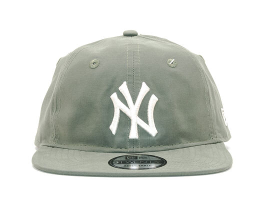 Kšiltovka New Era Light Weight Nylon Packable New York Yankees 9TWENTY New Olive/Off White Strapback
