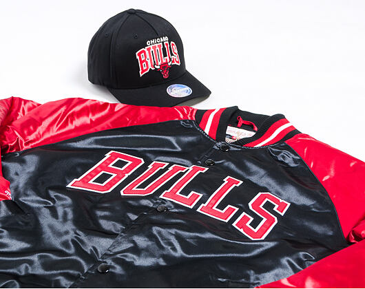 Bunda Mitchell & Ness Chicago Bulls Touch Season Satin Jacket