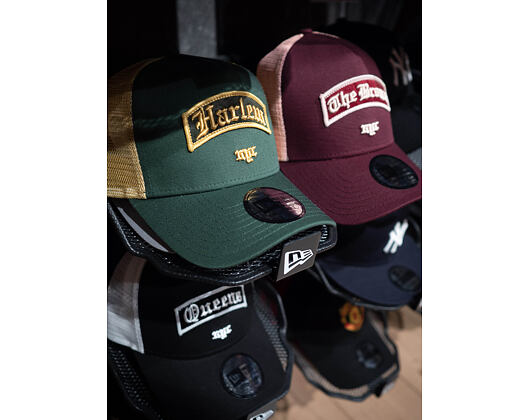 Kšiltovka New Era 9FORTY Trucker Borough