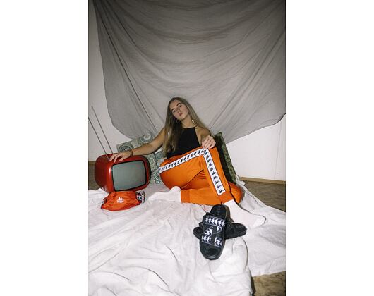 Ledvinka Kappa 222 Banda Anais 3036YM0 ANF Orange Flame/White