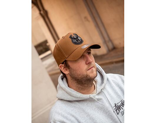 Kšiltovka Mitchell & Ness Milwaukee Bucks 611 Trek Tan