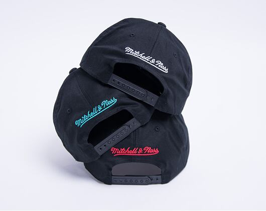 Kšiltovka Mitchell & Ness Vancouver Grizzlies 537 Team Logo High Crown Black