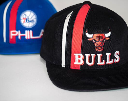 Kšiltovka Mitchell & Ness INTL847 Chicago Bulls Time Stripe Deadstock