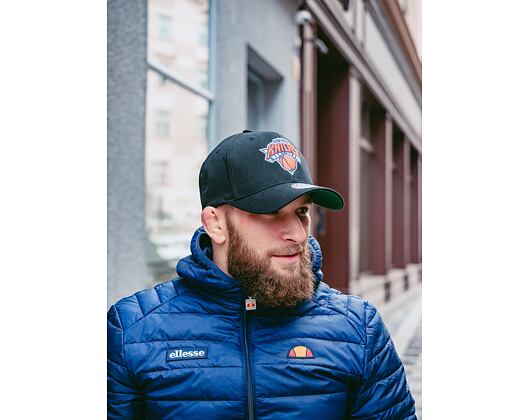 Kšiltovka Mitchell & Ness New York Knicks 537 Team Logo High Crown Black