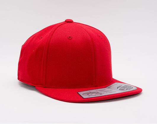 Kšiltovka Yupoong 110 Fitted Snapback Red