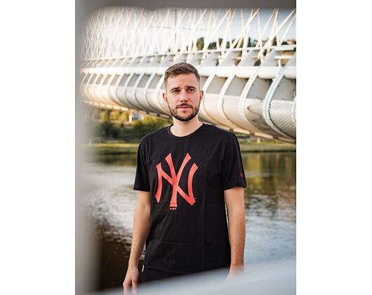 Triko New Era MLB Seasonal Team Logo Tee New York Yankees Black / Red