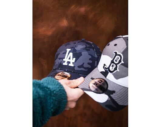Kšiltovka New Era 9FORTY MLB All-Over Print Camo Los Angeles Dodgers Navy