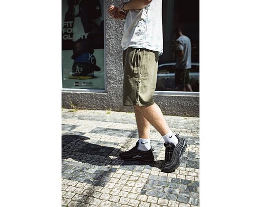 Kraťasy New Era Essential Shorts New Olive