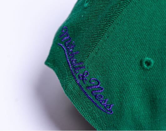 Kšiltovka Mitchell & Ness Team 2 Tone 2.0 Stretch Snapback Hwc Milwaukee Bucks Green / Purple