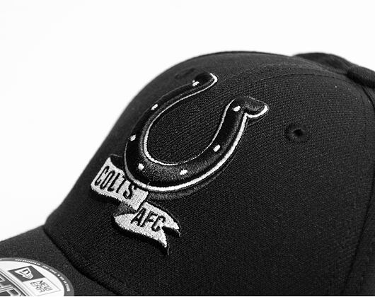 Kšiltovka New Era 39THIRTY NFL22 Sideline Indianapolis Colts Black / White