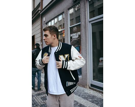 Bunda New Era Heritage Patch Varsity Jacket Navy / Off White
