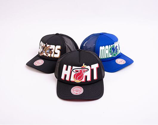 Kšiltovka Mitchell & Ness NBA Billboard Trucker Snapback Hwc Miami Heat Black