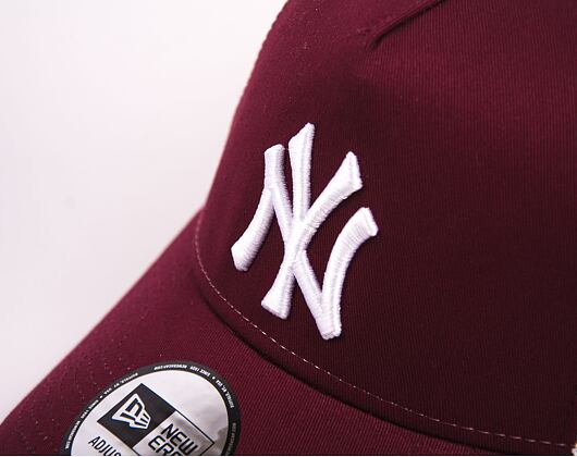 Kšiltovka New Era 9FORTY Trucker MLB League Essential New York Yankees Maroon / White