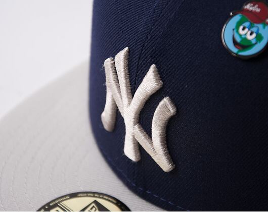 Kšiltovka New Era 59FIFTY MLB World Series Pin New York Yankees Light Navy / Chrome White