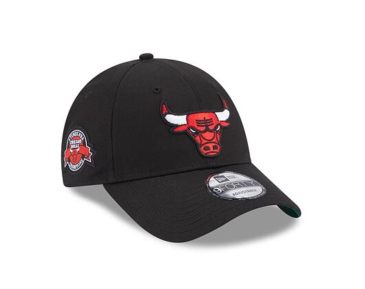 Kšiltovka New Era 9FORTY NBA Team Side Patch Chicago Bulls Black / Front Door Red