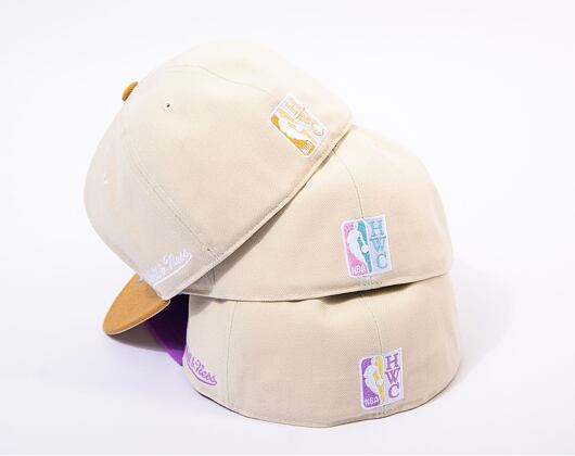 Kšiltovka Mitchell & Ness NBA Milwaukee Bucks Sandman Fitted HWC off white