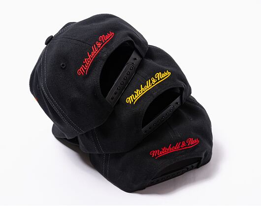 Kšiltovka Mitchell & Ness Varsity Bust Snapback Hwc NBA GOLDEN STATE WARRIORS Black