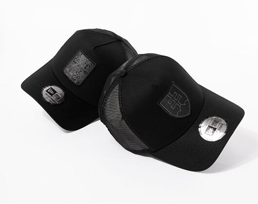 Kšiltovka New Era 9FORTY Trucker National Team - Slovakia Black / Black