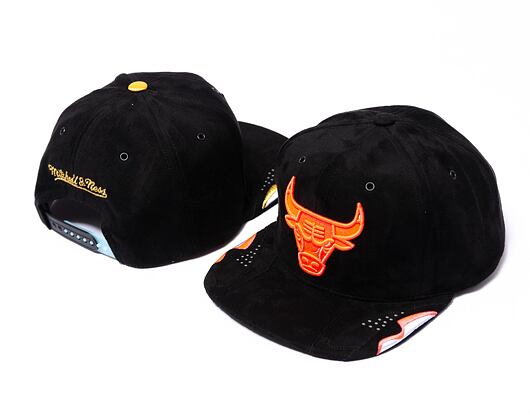 Kšiltovka Mitchell & Ness Day 6 Snapback Chicago Bulls Black