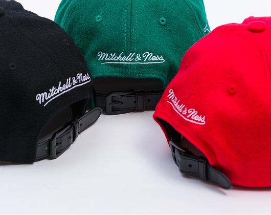 Kšiltovka Mitchell & Ness - Miami Heat - Kicking Wool Pro Strapback - Black