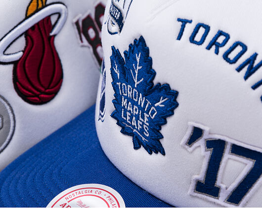 Kšiltovka Mitchell & Ness - Gridlock Trucker - Toronto Maple Leafs - White
