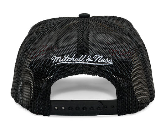 Kšiltovka Mitchell & Ness - Gridlock Trucker - Boston Bruins - White