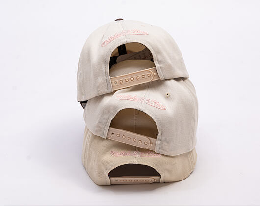Kšiltovka Mitchell & Ness - Blush Sand Classic Red - Milwaukee Bucks - Sand/Brown