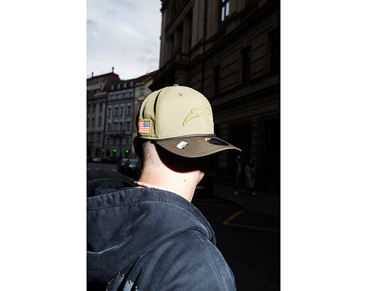 Kšiltovka New Era - NFL25 "Salute to Service" - 9SEVENTY Stretch-Snap - Los Angeles Chargers