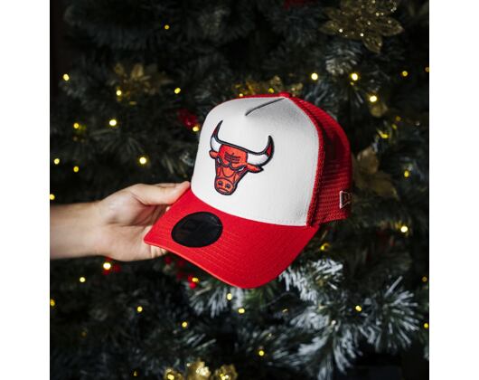 Kšiltovka New Era - NBA Team Clear 9FORTY Trucker - Chicago Bulls - White / Red