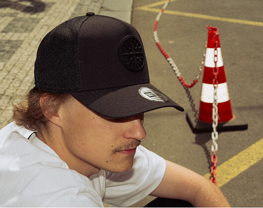 Kšiltovka New Era - MLB Tech Pack 9FORTY A-Frame Trucker - Seattle Mariners - Black