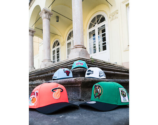 Kšiltovka Mitchell & Ness - In The City - NBA - Miami Heat - Pink