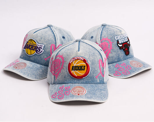 Kšiltovka Mitchell & Ness - Painted Love - NBA - Houston Rockets - Light Blue