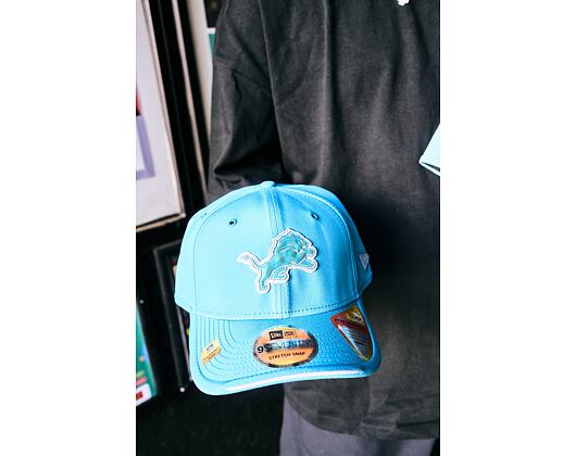 Kšiltovka New Era - NFL 2026 Sideline 9SEVENTY Stretch-Snap - Detroit Lions - Team Color