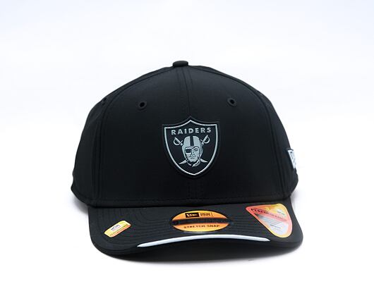 Kšiltovka New Era - NFL 2026 Sideline 9SEVENTY Stretch-Snap - Las Vegas Raiders - Team Color