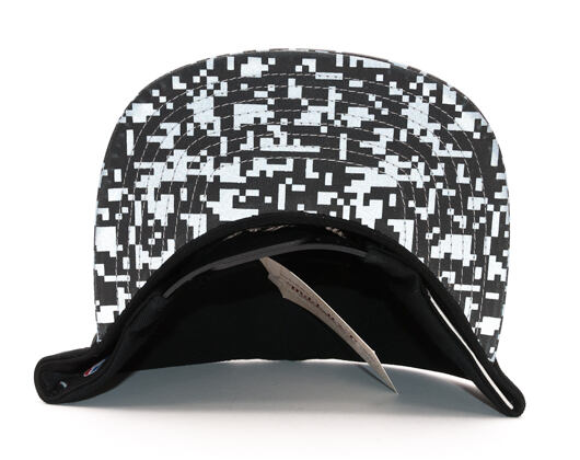 Kšiltovka Mitchell & Ness Digi Camo San Antonio Spurs Black Snapback
