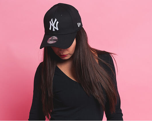 Kšiltovka New Era - 39THIRTY League Basic - NY Yankees - Black / White