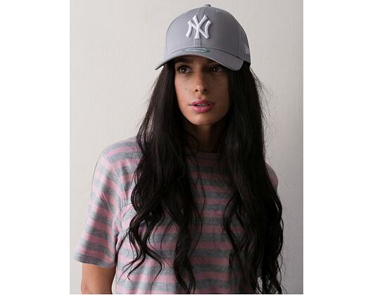 Kšiltovka New Era - MLB Essential 9FORTY - NY Yankees - Gray / White