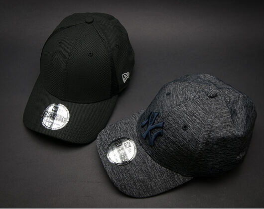 Kšiltovka New Era Diamond Era Reflect New Era Black 39THIRTY Stretchfit