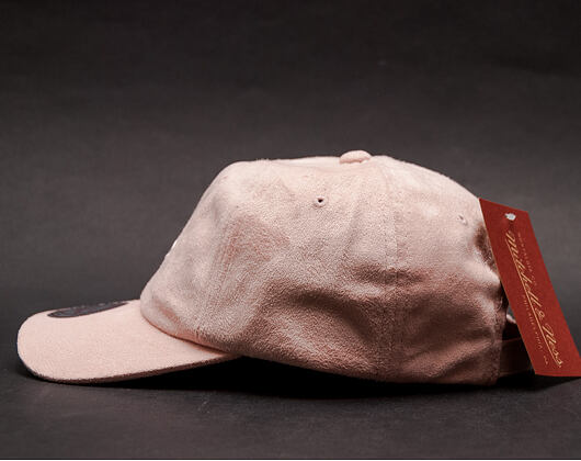 Kšiltovka Mitchell & Ness Micro Suede Slouch Cleveland Cavaliers Light Pink Strapback