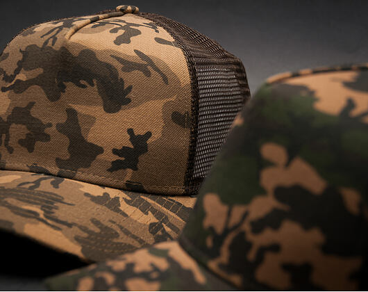 Kšiltovka New Era Seasonal Camo 9FORTY TRUCKER Woodland Camo Snapback
