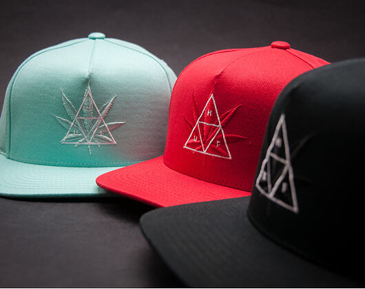 Kšiltovka HUF 420 Triple Triangle Black Snapback