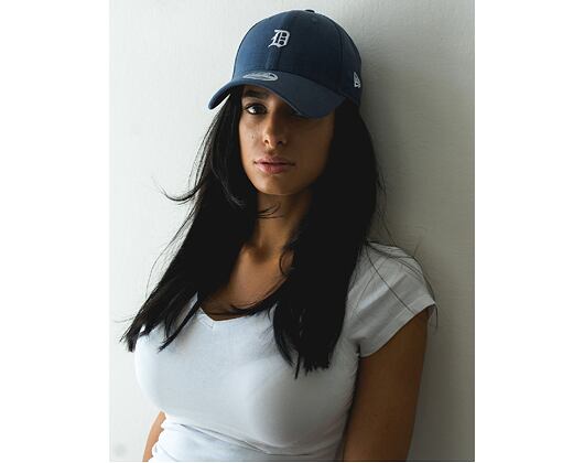 Dámská Kšiltovka New Era Linen Small Logo Detroit Tigers 9FORTY Navy Strapback